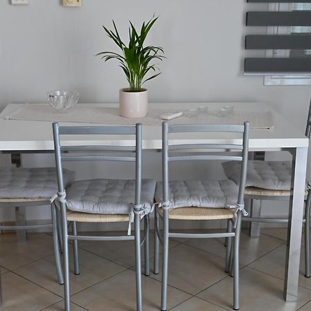 Vasiliki'S Guesthouse أثينا المظهر الخارجي الصورة